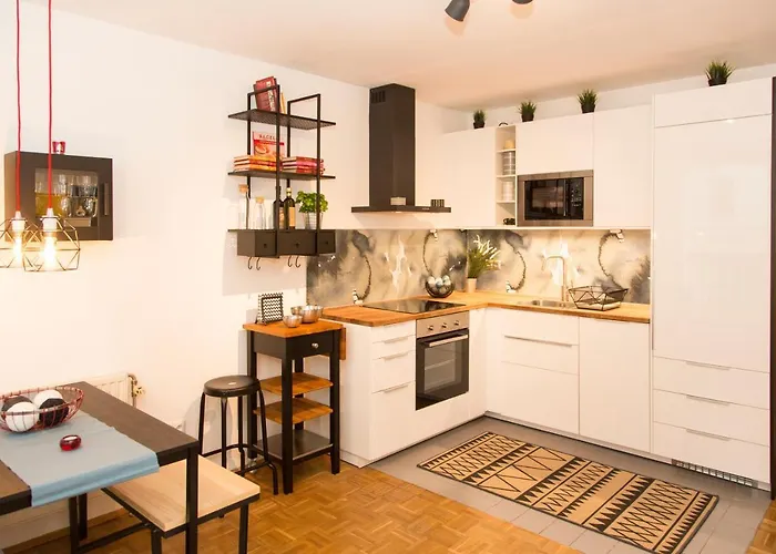 Apartment Your Cozy * 12 Min To Center *